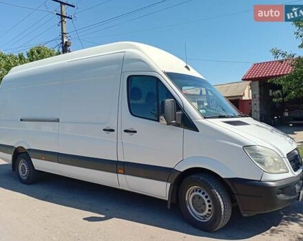 Белый Мерседес Sprinter, объемом двигателя 2.3 л и пробегом 340 тыс. км за 13800 $, фото 5 на Automoto.ua