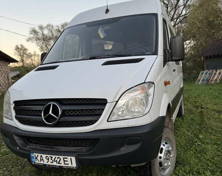 Белый Мерседес Sprinter, объемом двигателя 2.2 л и пробегом 299 тыс. км за 10000 $, фото 20 на Automoto.ua