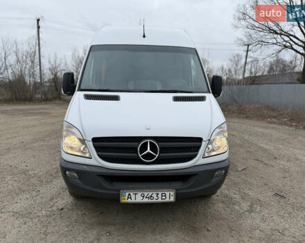 Белый Мерседес Sprinter, объемом двигателя 3 л и пробегом 760 тыс. км за 24999 $, фото 6 на Automoto.ua