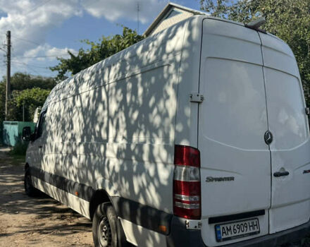 Белый Мерседес Sprinter, объемом двигателя 2.14 л и пробегом 372 тыс. км за 12000 $, фото 2 на Automoto.ua