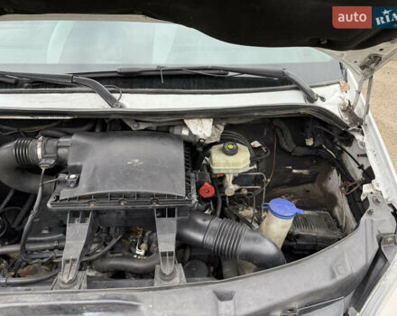 Белый Мерседес Sprinter, объемом двигателя 3 л и пробегом 760 тыс. км за 24999 $, фото 21 на Automoto.ua