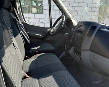 Белый Мерседес Sprinter, объемом двигателя 2.2 л и пробегом 389 тыс. км за 7900 $, фото 19 на Automoto.ua