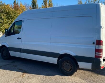 Белый Мерседес Sprinter, объемом двигателя 2.2 л и пробегом 443 тыс. км за 6000 $, фото 2 на Automoto.ua