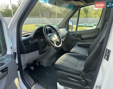 Білий Мерседес Sprinter, об'ємом двигуна 2.2 л та пробігом 317 тис. км за 18700 $, фото 10 на Automoto.ua