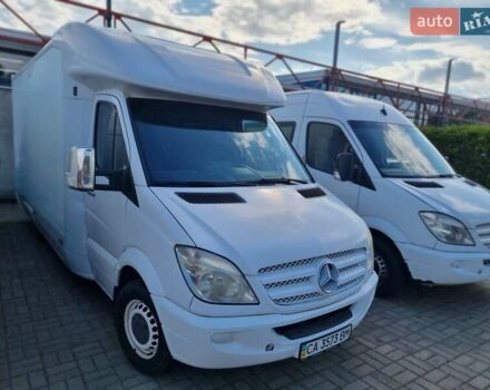Белый Мерседес Sprinter, объемом двигателя 2.14 л и пробегом 142 тыс. км за 11000 $, фото 2 на Automoto.ua