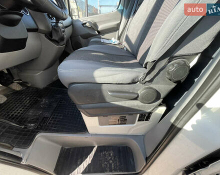 Білий Мерседес Sprinter, об'ємом двигуна 2.2 л та пробігом 450 тис. км за 17800 $, фото 25 на Automoto.ua