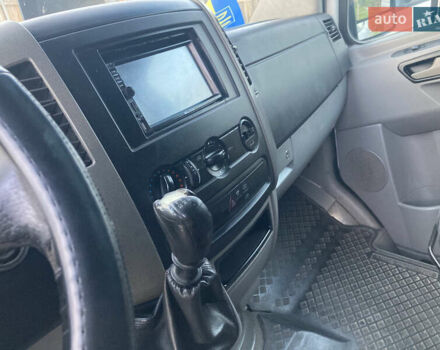 Белый Мерседес Sprinter, объемом двигателя 2.14 л и пробегом 498 тыс. км за 10800 $, фото 3 на Automoto.ua