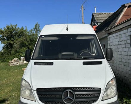 Белый Мерседес Sprinter, объемом двигателя 2.2 л и пробегом 389 тыс. км за 7900 $, фото 3 на Automoto.ua