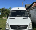 Белый Мерседес Sprinter, объемом двигателя 2.2 л и пробегом 389 тыс. км за 7900 $, фото 3 на Automoto.ua