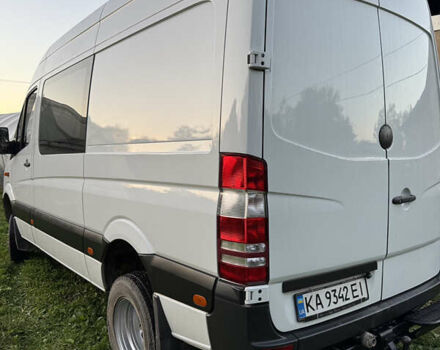 Белый Мерседес Sprinter, объемом двигателя 2.2 л и пробегом 299 тыс. км за 10000 $, фото 22 на Automoto.ua