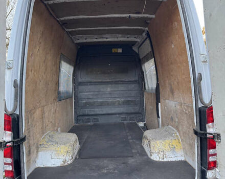 Белый Мерседес Sprinter, объемом двигателя 2.2 л и пробегом 299 тыс. км за 10000 $, фото 26 на Automoto.ua