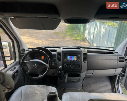 Белый Мерседес Sprinter, объемом двигателя 2.14 л и пробегом 372 тыс. км за 12000 $, фото 9 на Automoto.ua
