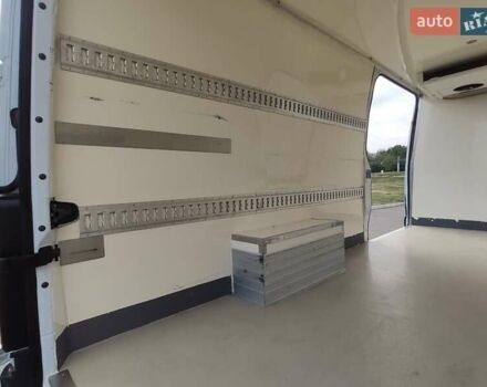 Белый Мерседес Sprinter, объемом двигателя 0 л и пробегом 281 тыс. км за 29000 $, фото 46 на Automoto.ua