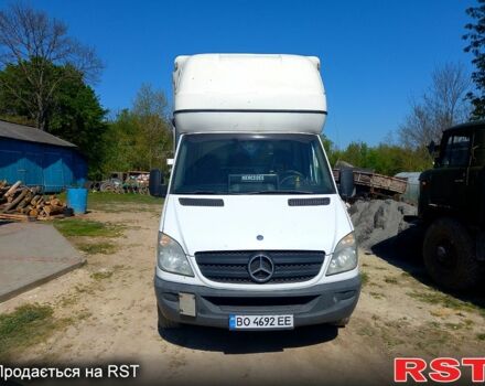 Белый Мерседес Sprinter, объемом двигателя 2.7 л и пробегом 380 тыс. км за 18500 $, фото 2 на Automoto.ua