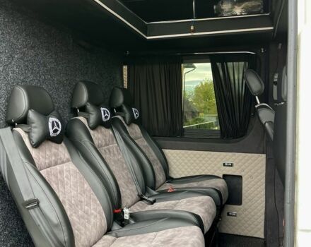 Белый Мерседес Sprinter, объемом двигателя 2.1 л и пробегом 380 тыс. км за 16000 $, фото 9 на Automoto.ua