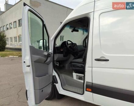Белый Мерседес Sprinter, объемом двигателя 0 л и пробегом 281 тыс. км за 29000 $, фото 16 на Automoto.ua