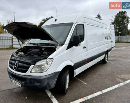 Белый Мерседес Sprinter, объемом двигателя 3.22 л и пробегом 400 тыс. км за 16500 $, фото 37 на Automoto.ua
