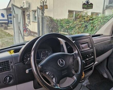 Белый Мерседес Sprinter, объемом двигателя 2.14 л и пробегом 360 тыс. км за 11000 $, фото 3 на Automoto.ua