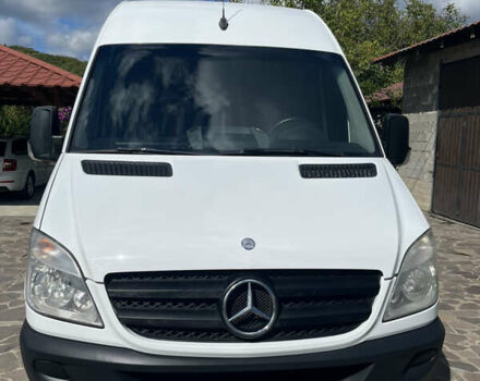 Белый Мерседес Sprinter, объемом двигателя 2.14 л и пробегом 360 тыс. км за 12900 $, фото 2 на Automoto.ua