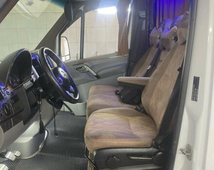 Белый Мерседес Sprinter, объемом двигателя 2.99 л и пробегом 220 тыс. км за 26800 $, фото 13 на Automoto.ua