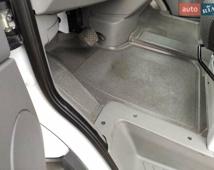 Белый Мерседес Sprinter, объемом двигателя 0 л и пробегом 281 тыс. км за 29000 $, фото 19 на Automoto.ua