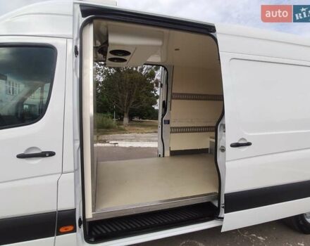 Белый Мерседес Sprinter, объемом двигателя 0 л и пробегом 281 тыс. км за 29000 $, фото 39 на Automoto.ua