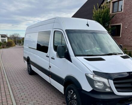 Белый Мерседес Sprinter, объемом двигателя 2.1 л и пробегом 380 тыс. км за 16000 $, фото 2 на Automoto.ua