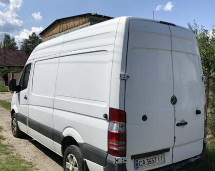 Белый Мерседес Sprinter, объемом двигателя 2.14 л и пробегом 274 тыс. км за 10400 $, фото 2 на Automoto.ua