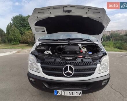 Белый Мерседес Sprinter, объемом двигателя 0 л и пробегом 281 тыс. км за 29000 $, фото 47 на Automoto.ua