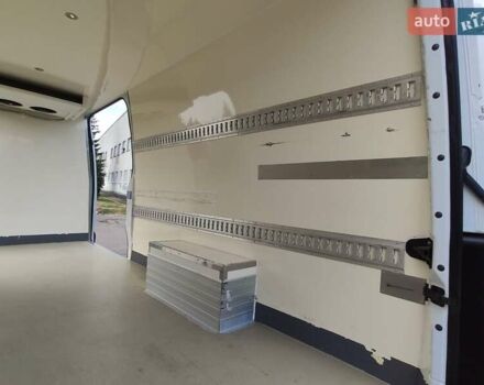 Белый Мерседес Sprinter, объемом двигателя 0 л и пробегом 281 тыс. км за 29000 $, фото 45 на Automoto.ua