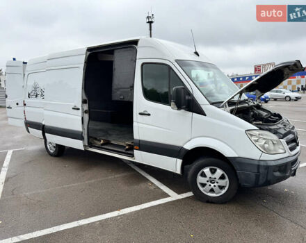 Белый Мерседес Sprinter, объемом двигателя 3.22 л и пробегом 400 тыс. км за 16500 $, фото 32 на Automoto.ua