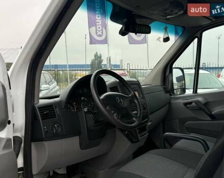 Белый Мерседес Sprinter, объемом двигателя 2.14 л и пробегом 271 тыс. км за 16500 $, фото 8 на Automoto.ua