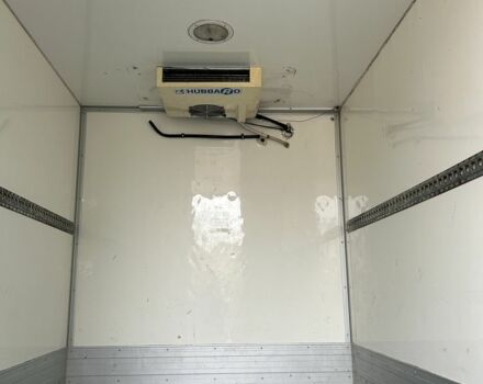 Белый Мерседес Sprinter, объемом двигателя 2.1 л и пробегом 462 тыс. км за 12400 $, фото 5 на Automoto.ua