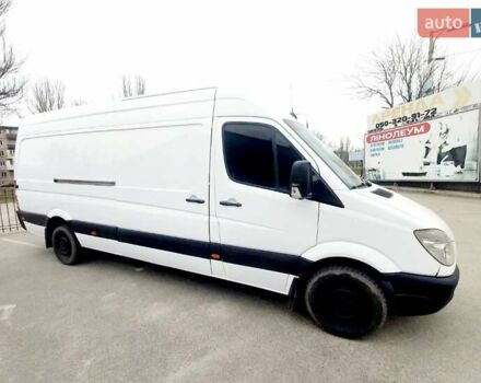 Білий Мерседес Sprinter, об'ємом двигуна 2.14 л та пробігом 300 тис. км за 11990 $, фото 2 на Automoto.ua