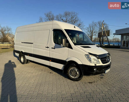 Белый Мерседес Sprinter, объемом двигателя 2.99 л и пробегом 369 тыс. км за 25800 $, фото 5 на Automoto.ua