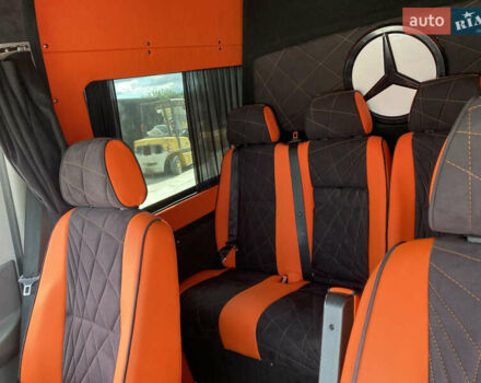 Мерседес Sprinter 2011 в Киеве на Automoto.ua Белый Мерседес Sprinter, объемом двигателя 2.99 л и пробегом 500 тыс. км за 20000 $, фото 12 на Automoto.ua