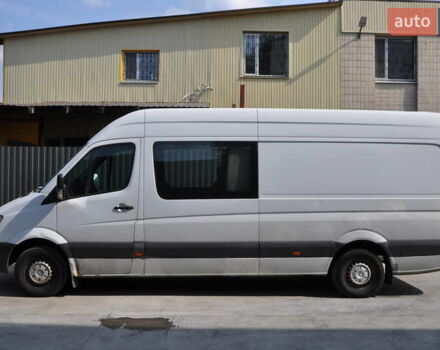 Белый Мерседес Sprinter, объемом двигателя 2.1 л и пробегом 480 тыс. км за 13000 $, фото 2 на Automoto.ua