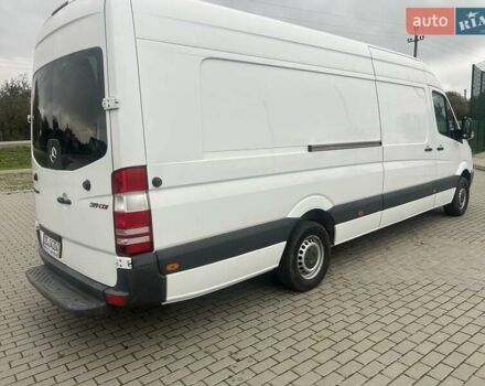 Белый Мерседес Sprinter, объемом двигателя 3 л и пробегом 292 тыс. км за 15821 $, фото 6 на Automoto.ua