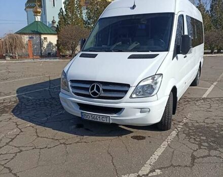 Белый Мерседес Sprinter, объемом двигателя 2.2 л и пробегом 370 тыс. км за 19000 $, фото 2 на Automoto.ua