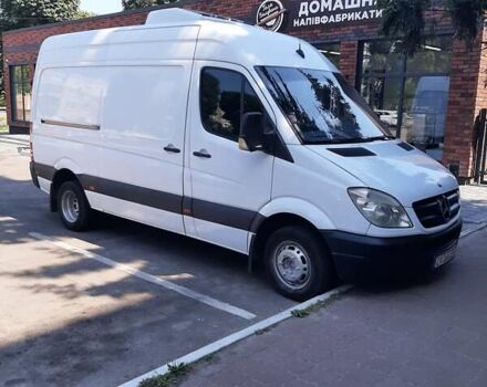 Белый Мерседес Sprinter, объемом двигателя 3 л и пробегом 406 тыс. км за 18200 $, фото 1 на Automoto.ua