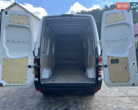 Белый Мерседес Sprinter, объемом двигателя 2.14 л и пробегом 360 тыс. км за 12900 $, фото 21 на Automoto.ua