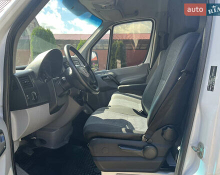 Белый Мерседес Sprinter, объемом двигателя 2.14 л и пробегом 360 тыс. км за 12900 $, фото 9 на Automoto.ua