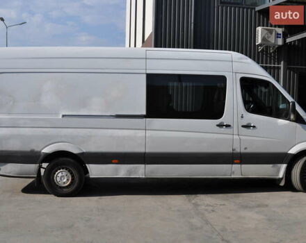 Белый Мерседес Sprinter, объемом двигателя 2.1 л и пробегом 480 тыс. км за 13000 $, фото 14 на Automoto.ua
