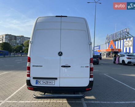 Белый Мерседес Sprinter, объемом двигателя 2.14 л и пробегом 342 тыс. км за 18300 $, фото 7 на Automoto.ua