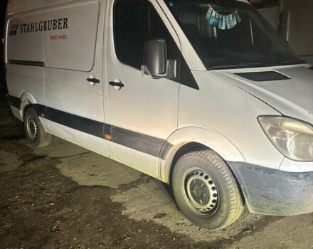 Белый Мерседес Sprinter, объемом двигателя 2.1 л и пробегом 372 тыс. км за 10500 $, фото 1 на Automoto.ua