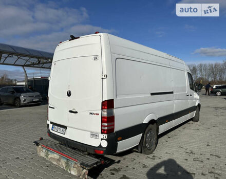 Белый Мерседес Sprinter, объемом двигателя 2.14 л и пробегом 313 тыс. км за 11399 $, фото 5 на Automoto.ua