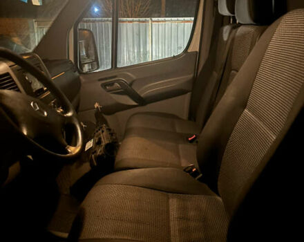 Белый Мерседес Sprinter, объемом двигателя 2.1 л и пробегом 372 тыс. км за 10500 $, фото 5 на Automoto.ua