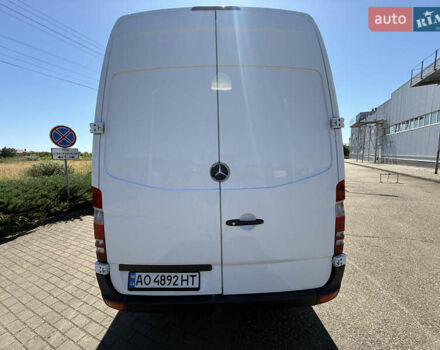 Белый Мерседес Sprinter, объемом двигателя 2.99 л и пробегом 324 тыс. км за 17500 $, фото 9 на Automoto.ua