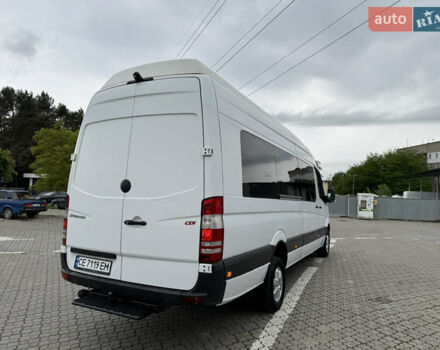 Белый Мерседес Sprinter, объемом двигателя 2.99 л и пробегом 500 тыс. км за 29999 $, фото 4 на Automoto.ua