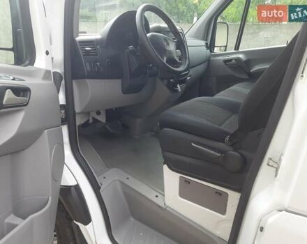 Білий Мерседес Sprinter, об'ємом двигуна 0 л та пробігом 380 тис. км за 18300 $, фото 12 на Automoto.ua